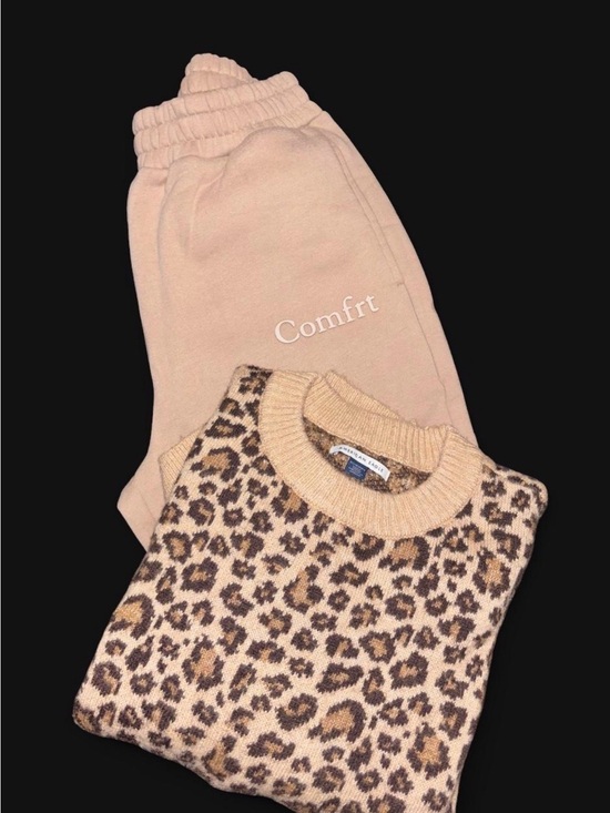 American Eagle Outfitters Sweaters - Leopard Print Knit Sweater with comfrt Sweatpants